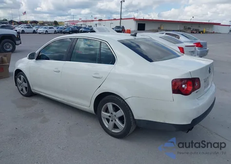 2008 Volkswagen Jetta Se/Sel from USA, damaged, VIN 3VWRM71K58M083712